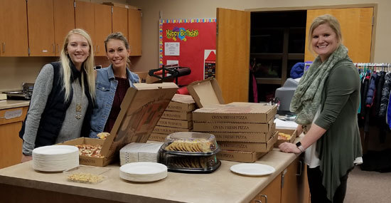 Garfield Teachers Enjoy Pizza from SDN