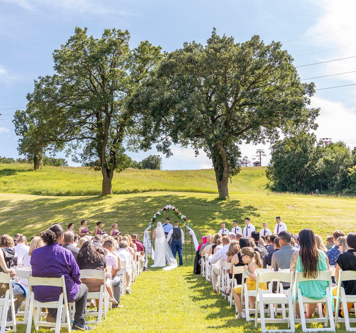 A wedding at Great Bear Recreation Park in Sioux Falls, South Dakota