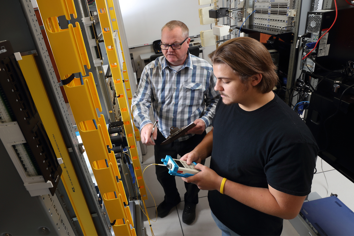 Mitchell Technical Institute student with instructor