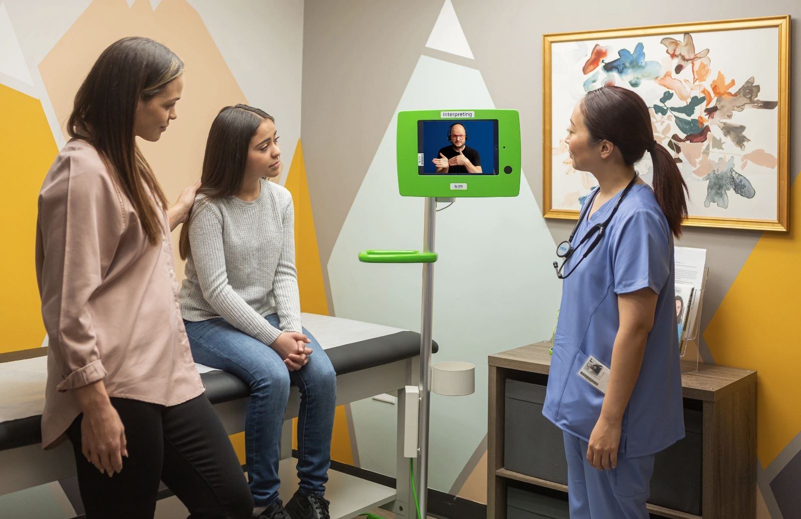 Virtual sign language interpretation in a healthcare setting
